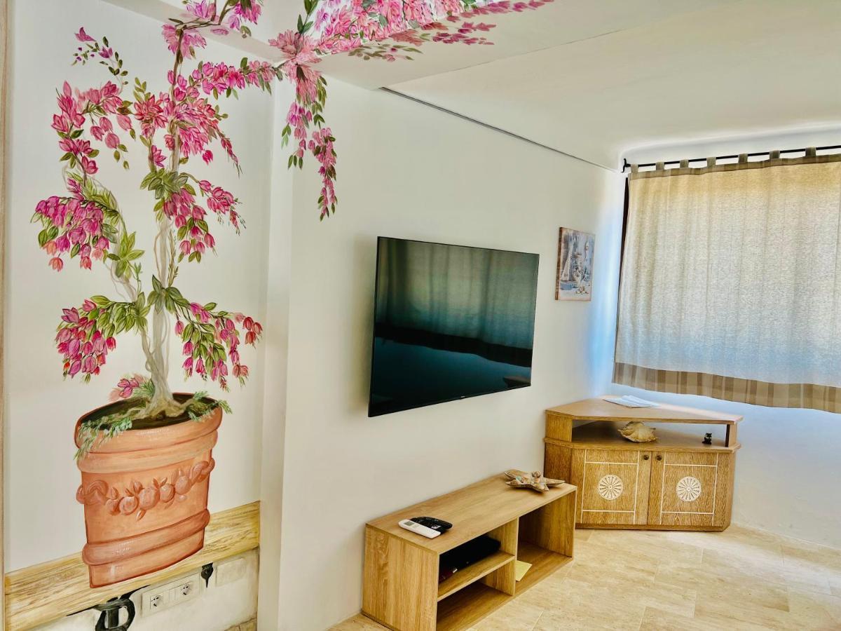 Villa Ibiscus Cannigione Luaran gambar