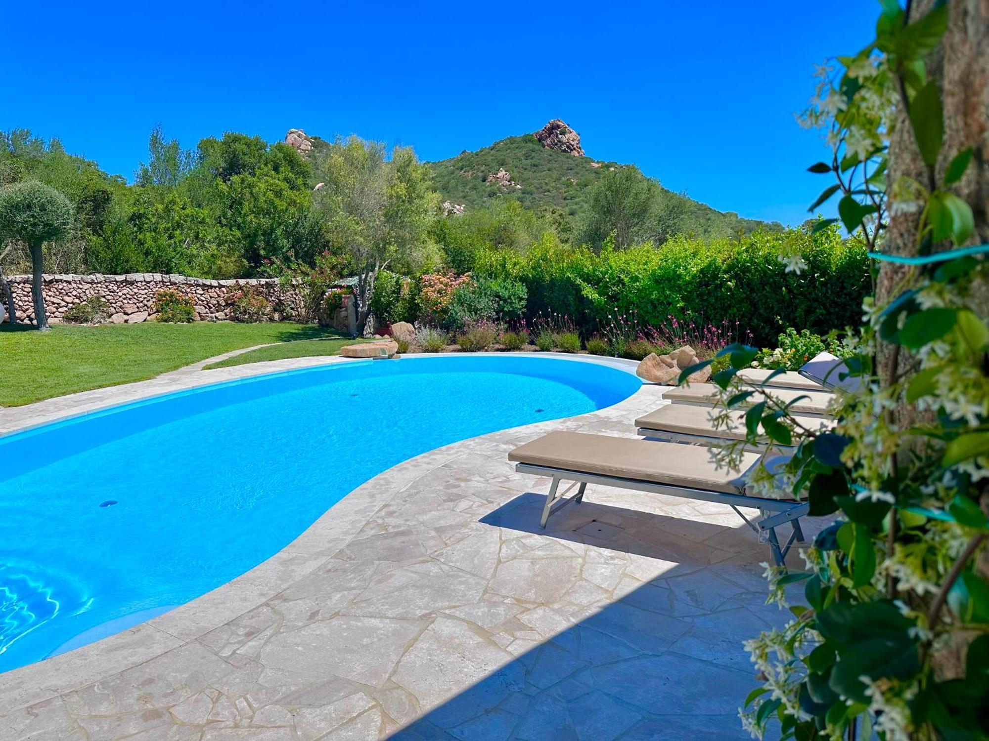 Villa Ibiscus Cannigione Luaran gambar