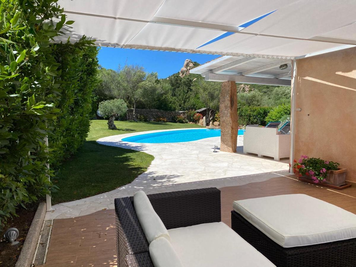 Villa Ibiscus Cannigione Luaran gambar